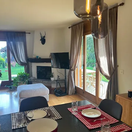 With A Garden, Close To Golf * 朗斯