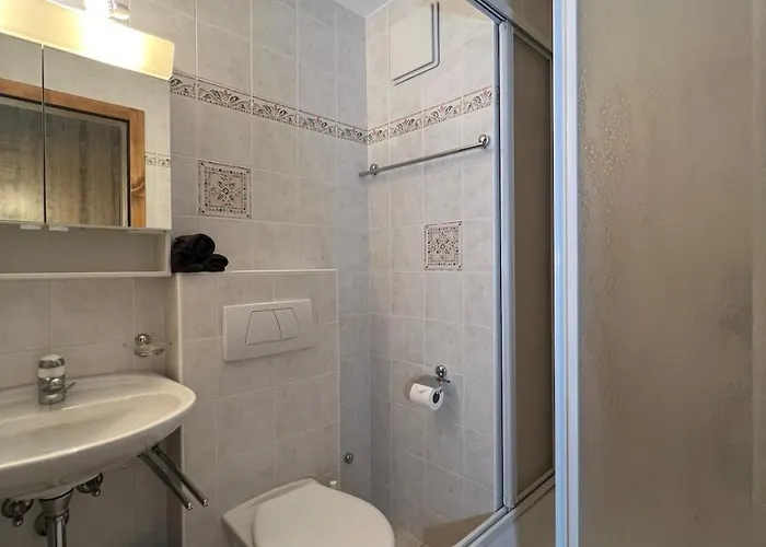 With A Garden, Close To Golf Апартаменты