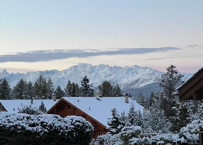 With A Garden, Close To Golf Апартаменты *